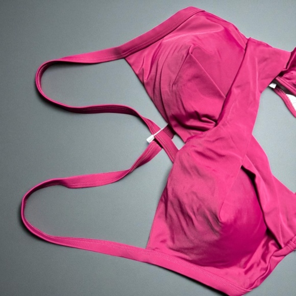 Dive into Glam: Stunning Red Wine One Piece Swimsuit - Size Small 🍷 (NWT) - Picture 9 of 10